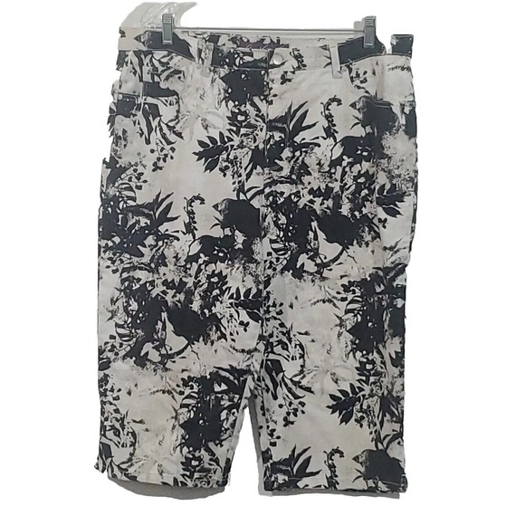 Gloria Vanderbilt Amamda Size 18 Cotton Blend Stretch Foliage Print Capri Pants - Picture 1 of 12